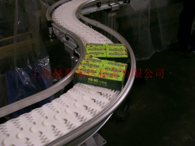 轉(zhuǎn)彎輸送機是怎么轉(zhuǎn)彎的？